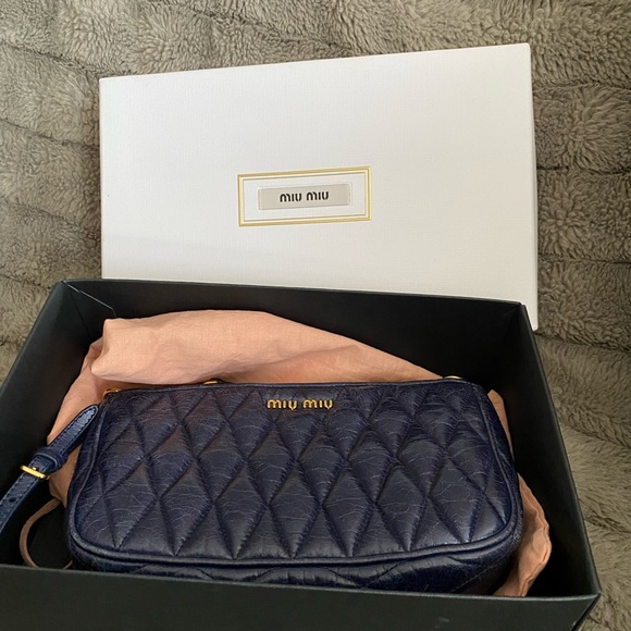 Miu miu pochette/wristlet *AUTHENTIC** - Picture 2 of 13